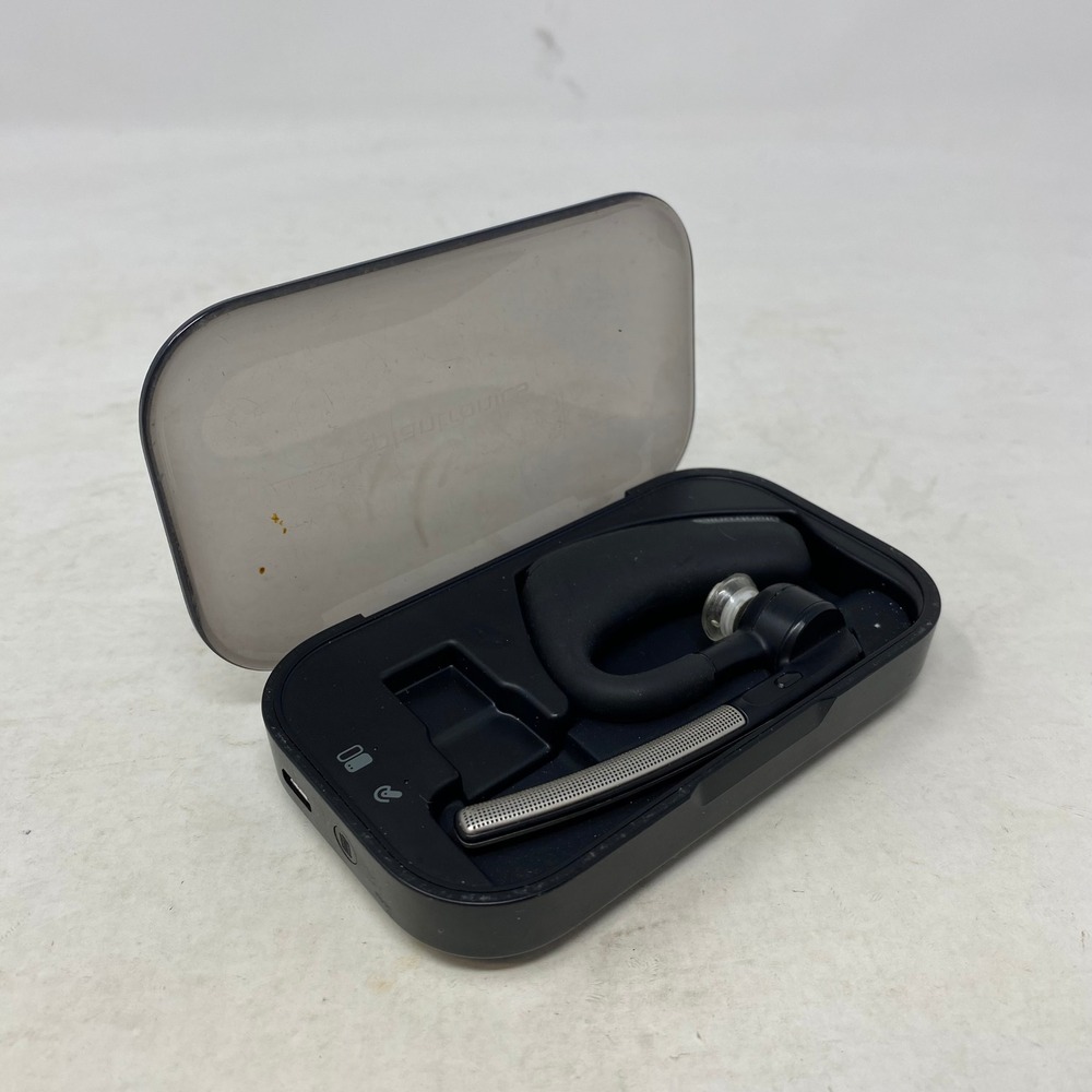 Plantronics Voyager Legend Bluetooth‎ Headset with Charging Case Black Untested